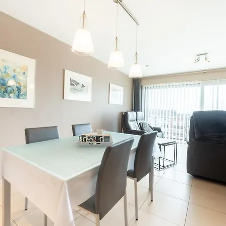 Διαμέρισμα Beau Sejour With Parking By Interhome