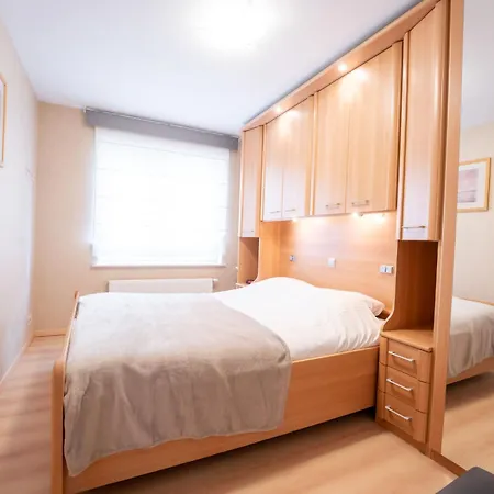 Beau Sejour With Parking By Interhome Διαμέρισμα Blankenberge