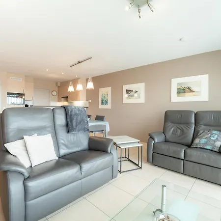 Beau Sejour With Parking By Interhome Διαμέρισμα *