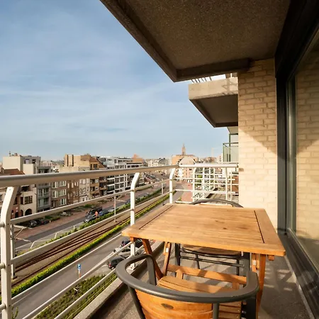 Διαμέρισμα Beau Sejour With Parking By Interhome